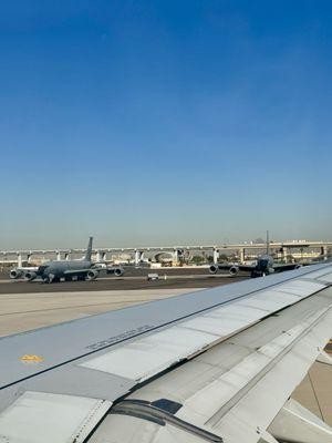 Phoenix, AZ to Sna, CA - US Armed Force's airplane