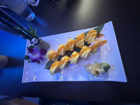 Sweet Mango Roll.