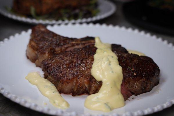 Cote de boeuf with bearnaise  : @andrewloves_