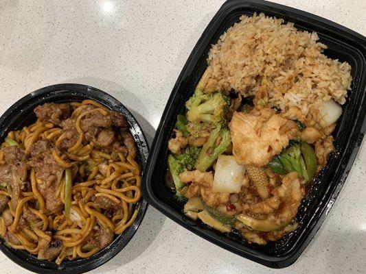 Beef Lo Mein & Hunan Sauteed Chicken Dinner Combo