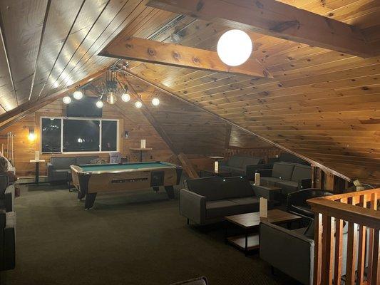 Upstairs lounge + pool table