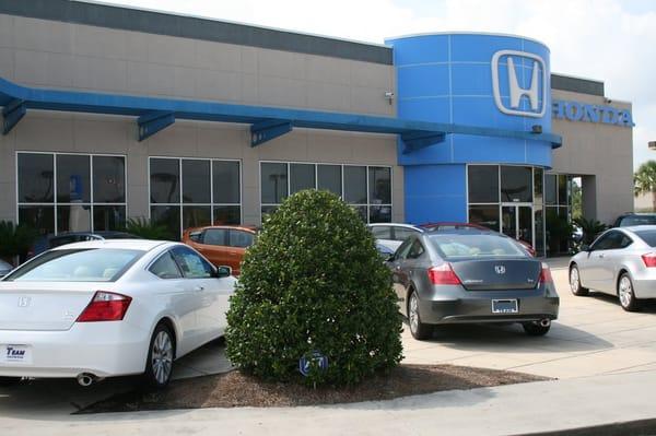 888-691-4100 or www.teamhonda.com