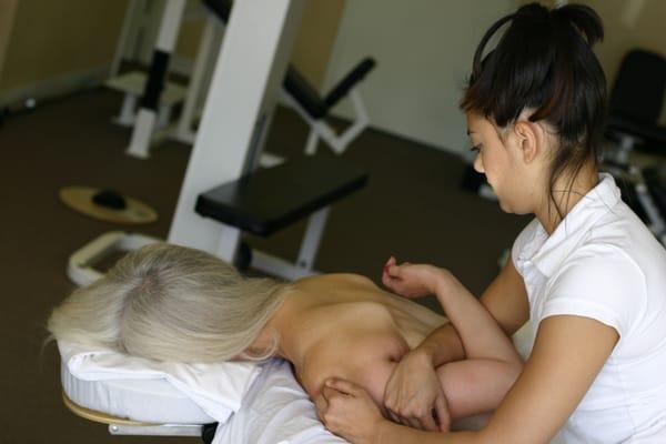 Therapetic massage at Pro Fitness Network.