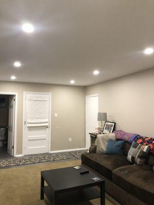 Den with recess lights with dimmable switch