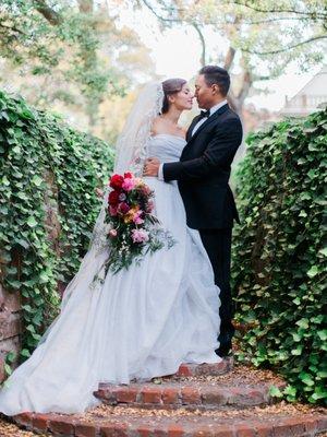 Bride and groom photo shoot at the Gardens