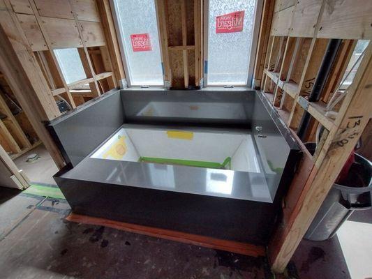 Silestone Calypso Tub Deck