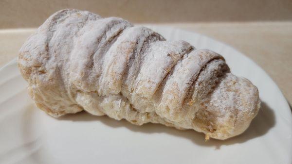 Crème Horn: Flaky pastry filled with angel crème and dusted w/powdered sugar - Delicious and filling!  Perfect treat for dessert