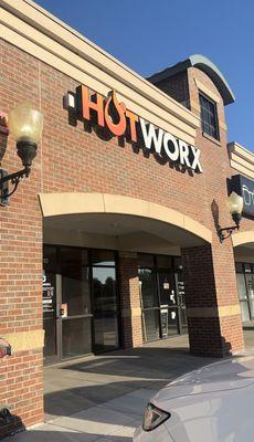 HOTWORX - Omaha, NE - Northwest