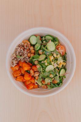 Farmers Market bowl.
Quinoa, arugula and rotating farmers market veggies.