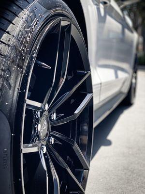 Close up photos of a step 3 detail done on a 2016 Ford Mustang California Edition.