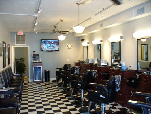 Visit a Sarasota Barbershop that caters to men.