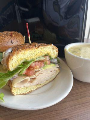 Amy's Turkey-O Regular, Cup Broccoli Cheese Soup