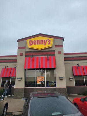 Dennys having breakfast.