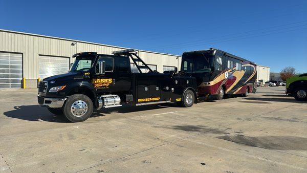 Nash's Towing