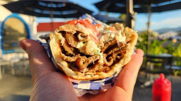 Gyro sandwich