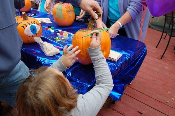 Children's Pumpkin Painting - Halloween