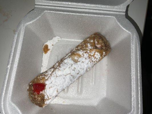 Cannoli.