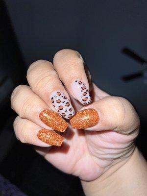 Fall nails with cheetah print