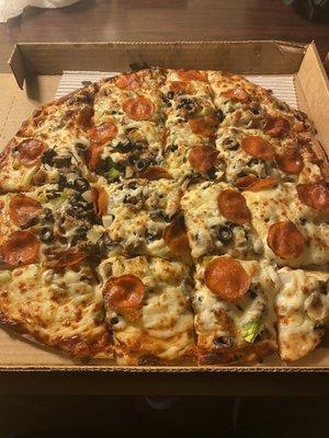 Large thin-crust combo pizza