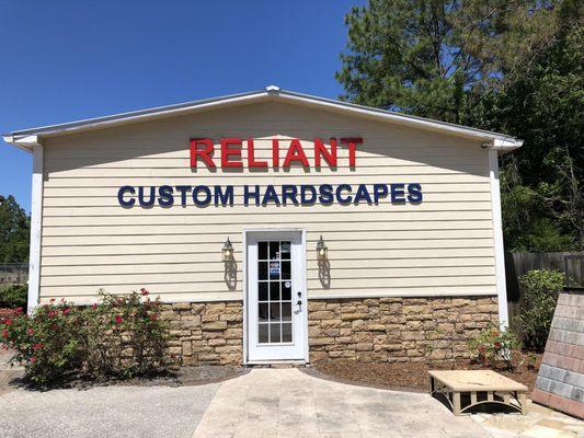 Reliant Hardscapes