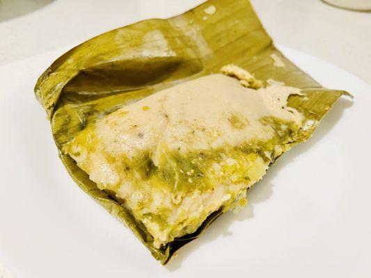 Tamale - Verde (green w/ chicken)