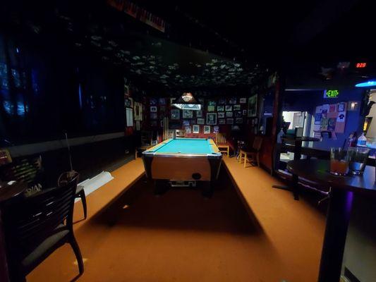 Pool table