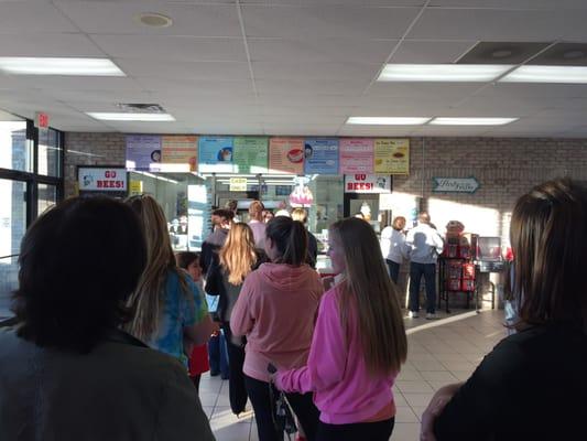 The sun comes out, so does everyone for ice cream!