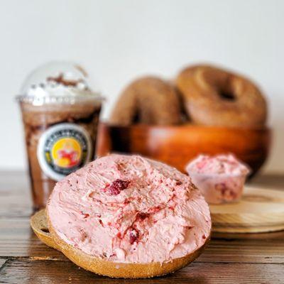 French Toast Bagel w/ Strawberry Cream Cheese