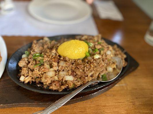 Pork sizzling sisig