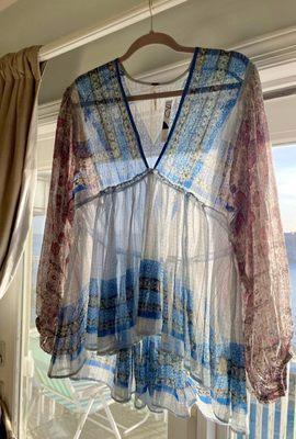 Great find I took back home from Charlotte. Looking forward to styling this pretty Free People top for spring!