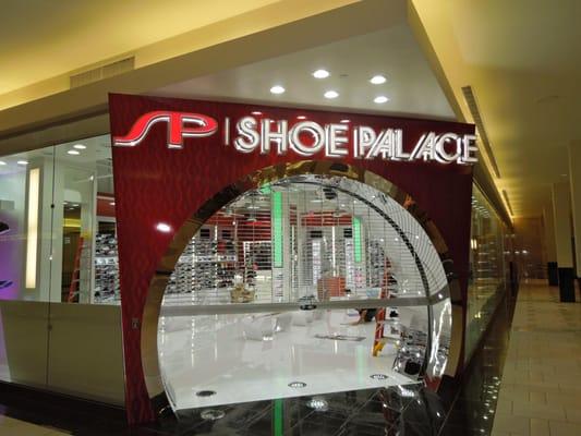 Shoe Palace