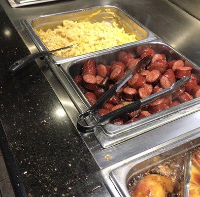 Mac and cheese, sausage, and rolls were available.