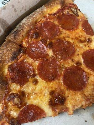 This might be the best slice of cheese and pepperoni on the Crystal coast. Fight me.