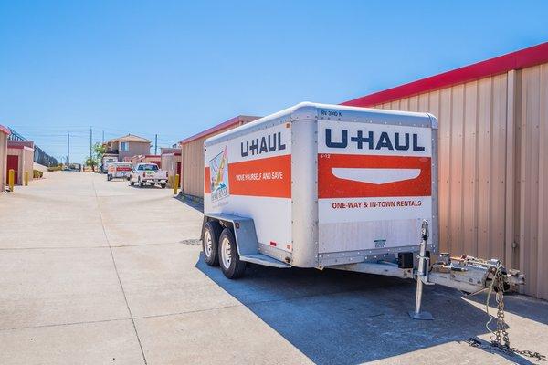 U-Hauls Available for Rent in Roseville, CA.