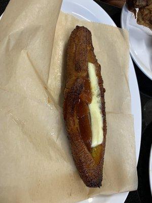 Platano Maduro con Queso y Guayaba