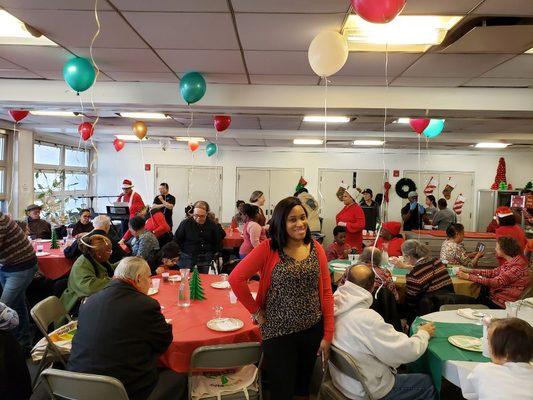 Giving back to our beautiful community.   From the Sacred Fire Family to yours. #seniorcenter #homeless #sanjose #408 # Christmasjoy