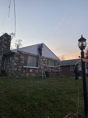 Rooftop Warriors working on my home.