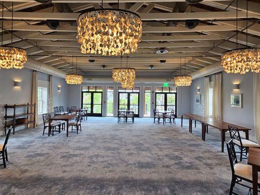 Banquet ballroom, note oyster chandeliers.