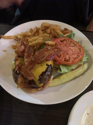 Bourbon cheddar burger