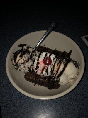 Brownie Sundae