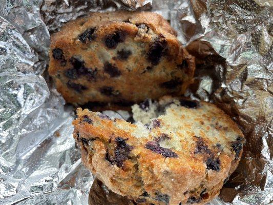 Grilled blueberry muffin NEVER disappoints!!