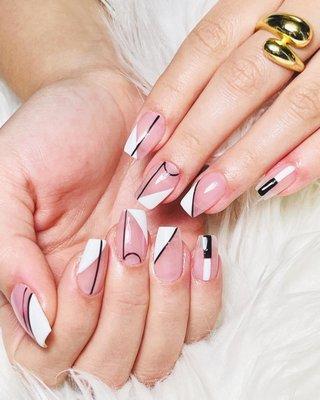 Super Nails