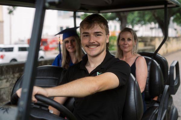 Profesional golf cart drivers