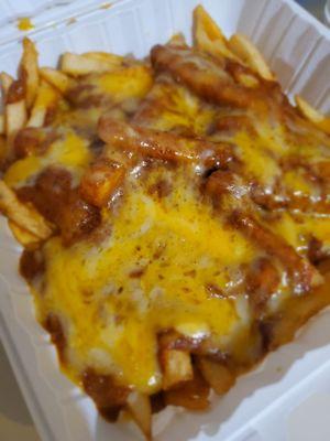 Chili cheese fries