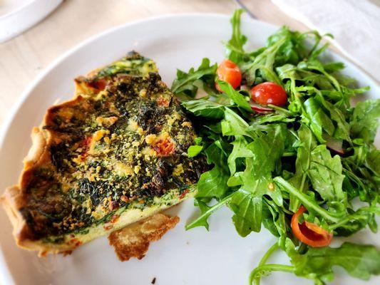 Spinach and feta quiche with arugula salad