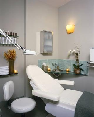 Facial Room