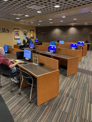 Lakeland Public Library