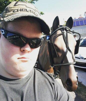 Fake horse selfie at the Amish Country Store