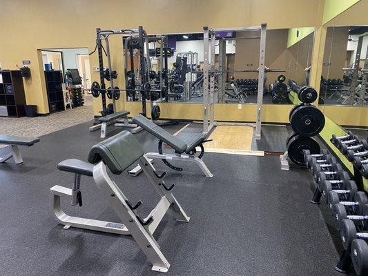 Weight area and racks