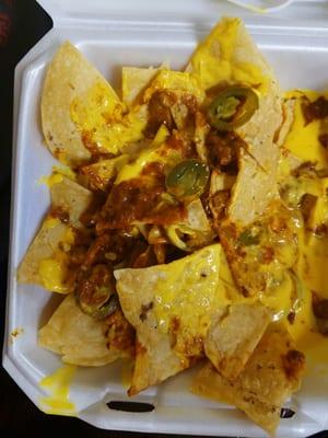 Classic nachos are da bomb!